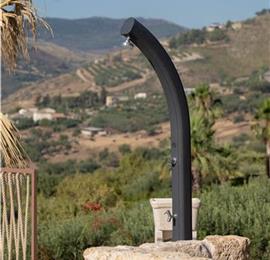 3 bedroom villa with pool near Castellamarre del Golfo, sleeps 5